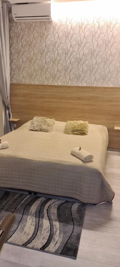 סגד Rozsa Apartmanhaz מראה חיצוני תמונה