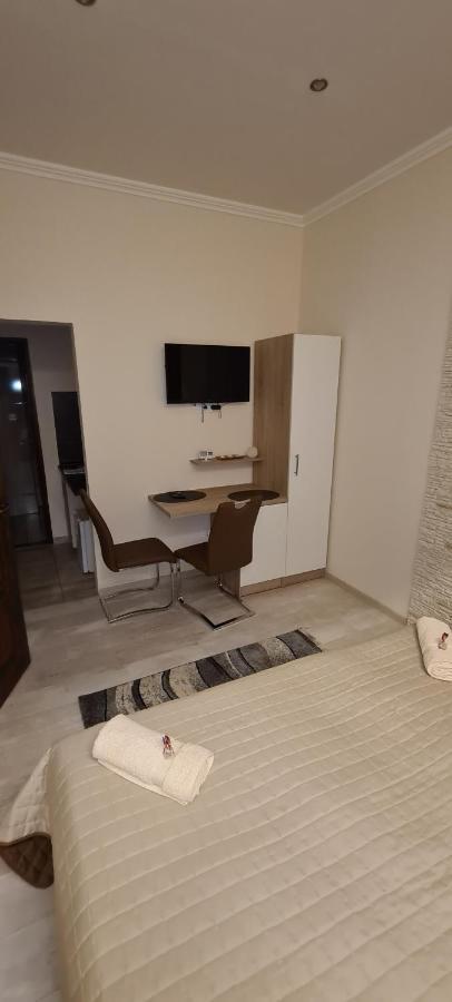 סגד Rozsa Apartmanhaz מראה חיצוני תמונה